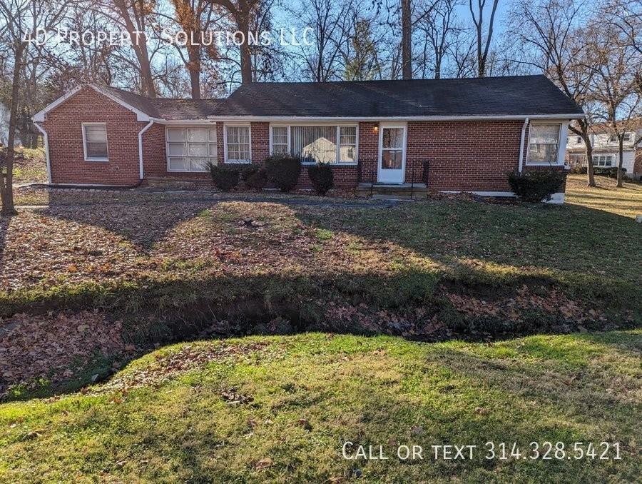 90 Green Acres Rd, Bellefontaine Neighbors, MO 63137, USA 2 unit