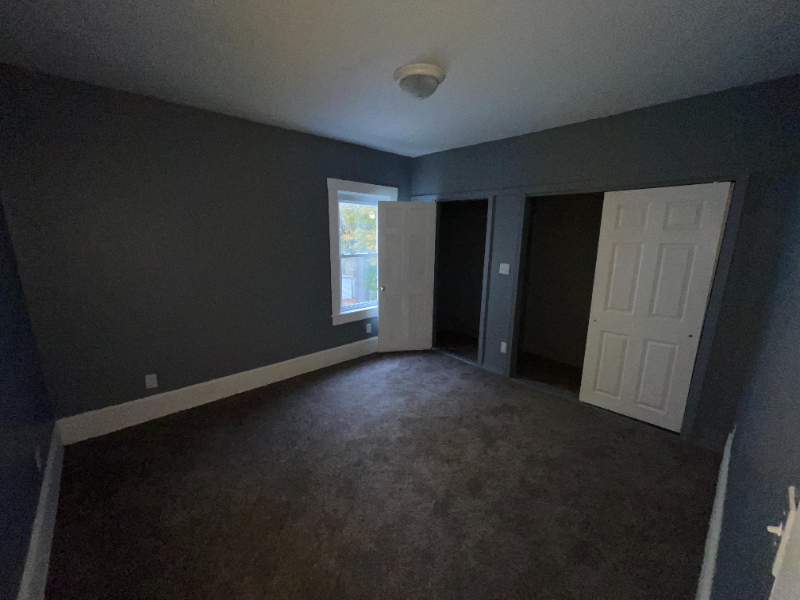 145 Railroad St #2 - Photo 3 of 21