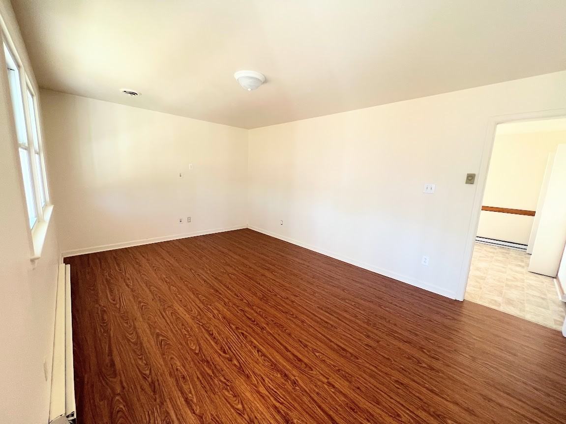 422 Pin Oak Drive - Photo 2 of 10