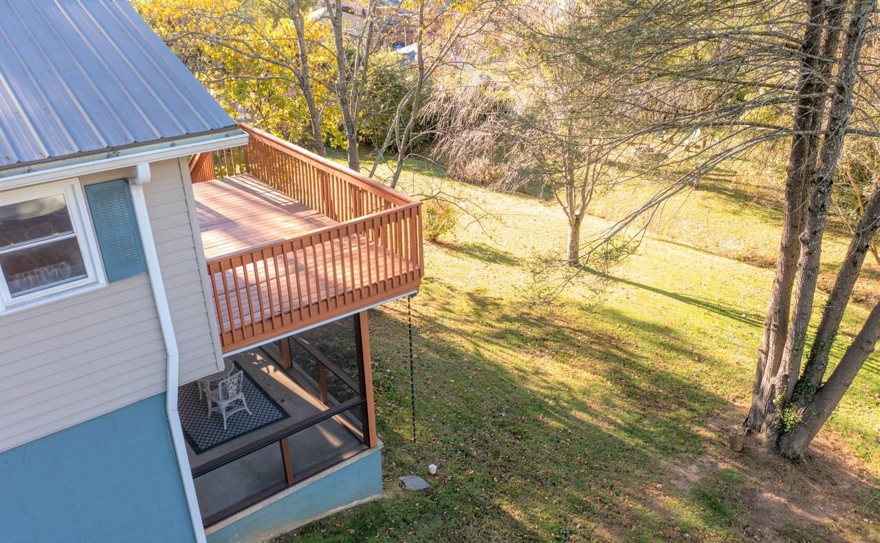 40 Maple Ave #NA - Photo 3 of 30