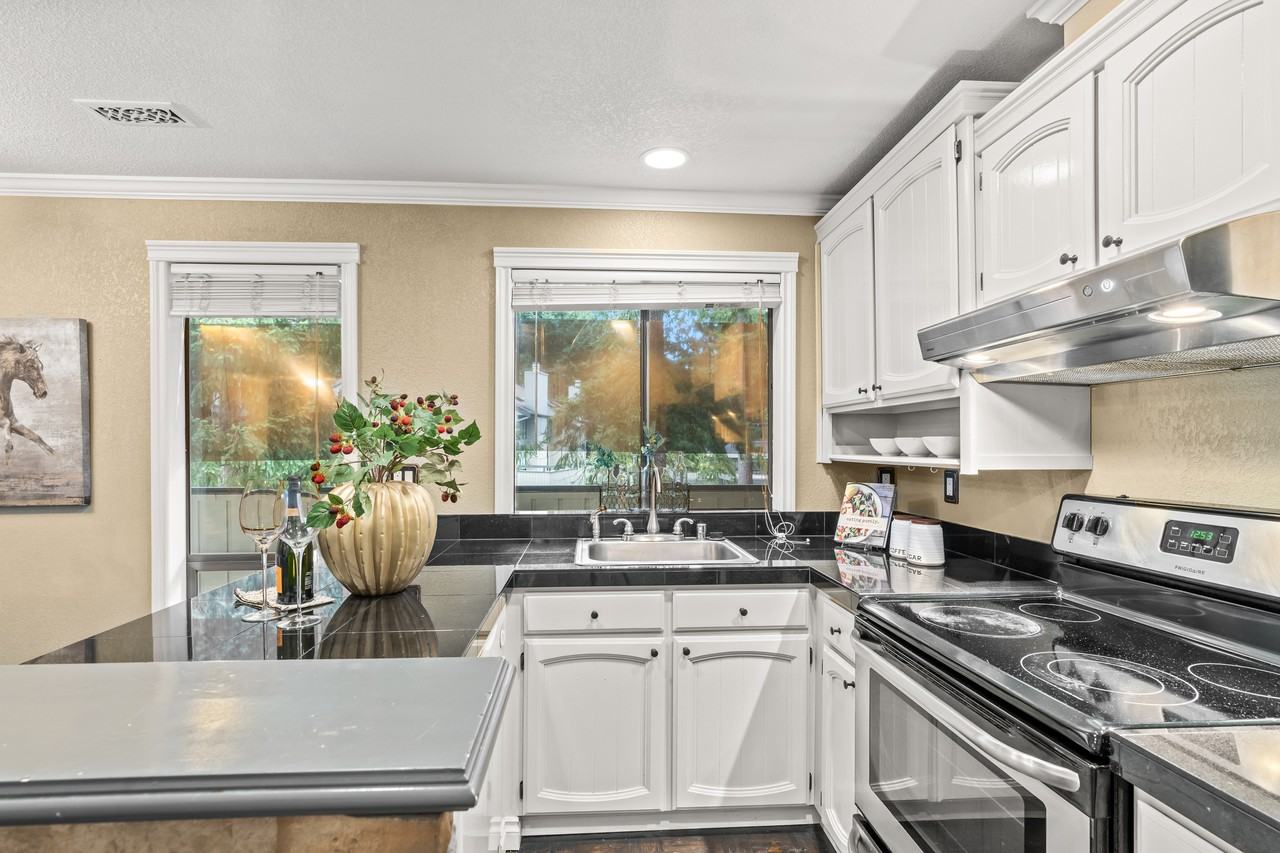 10819 Ne 37th Pl #229