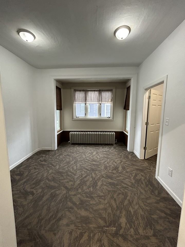 106 N Walnut St #1 - Photo 3 of 6