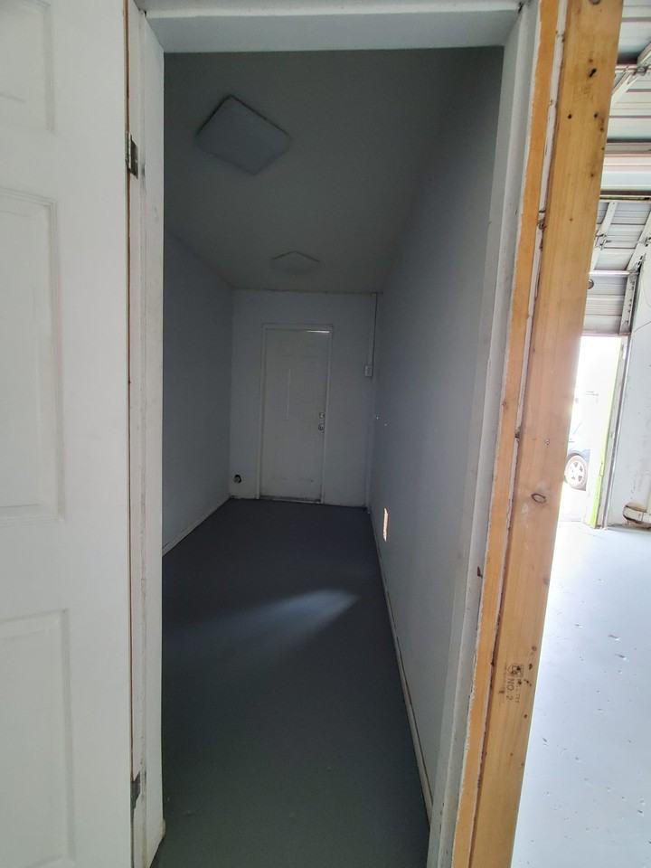 821 NW 45th St829 #829 - Photo 6 of 26