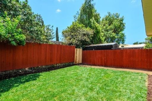 8107 Helm St - Photo 3 of 6