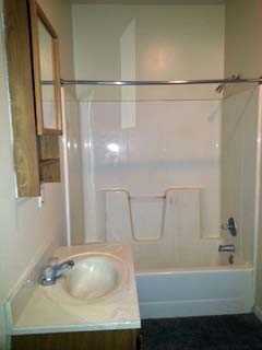 417 Water St - Photo 3 of 8