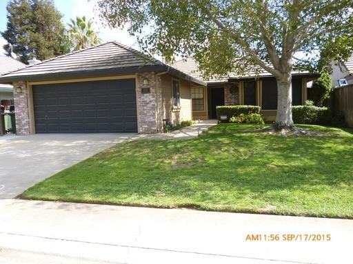 833 Cedar Canyon Cir - Photo 3 of 18