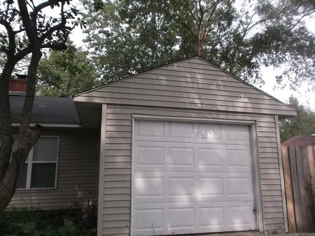 380 Oswego St - Photo 2 of 23