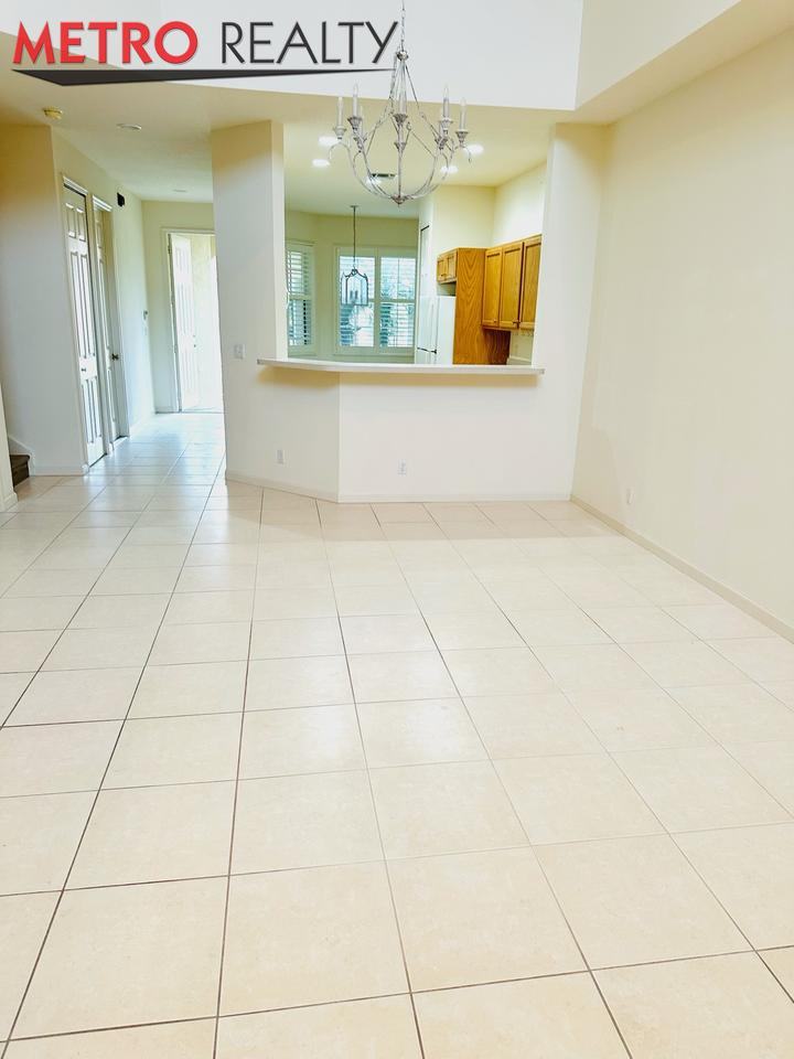 9209 Wentworth Lane - Photo 2 of 15