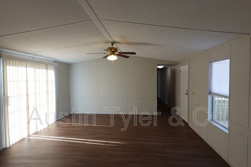 2427 Country Pines Ln - Photo 3 of 20