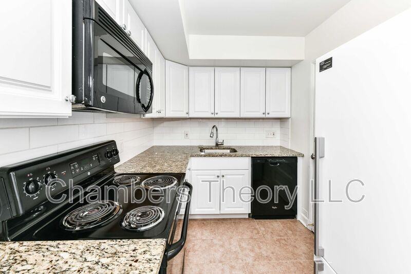 4518 36th St S #A2 - Photo 6 of 27