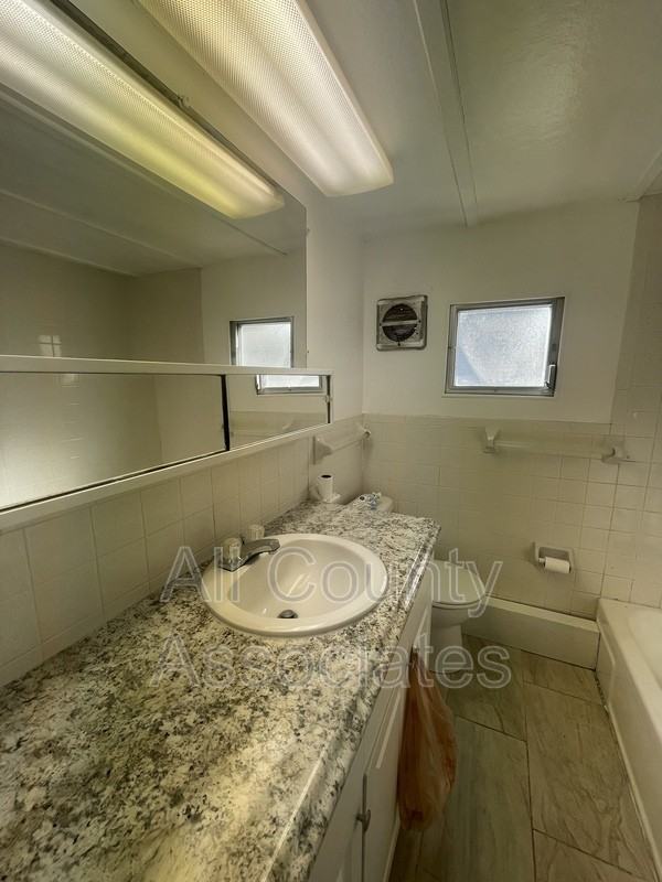 2132 Kepner Dr - Photo 4 of 13