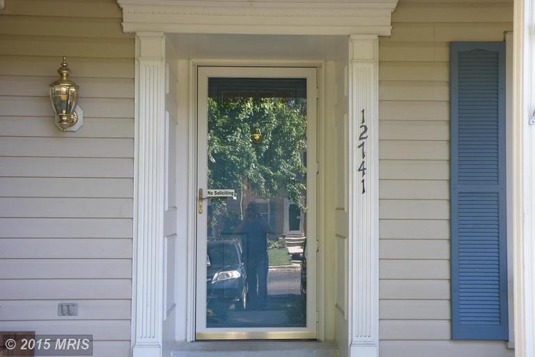 12741 Inverness Way - Photo 2 of 18