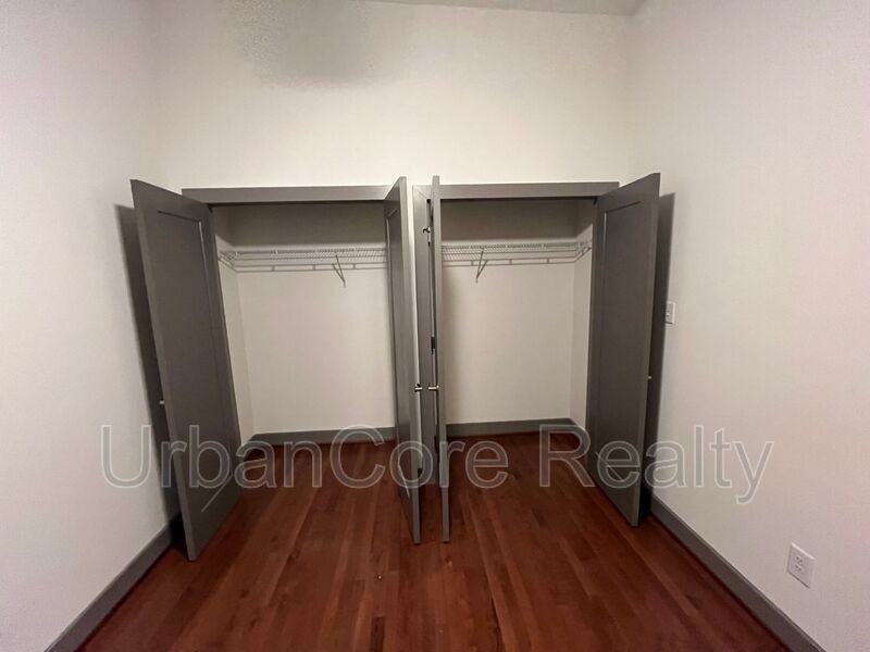 1400 N Arthur Ashe Blvd #210 - Photo 6 of 16