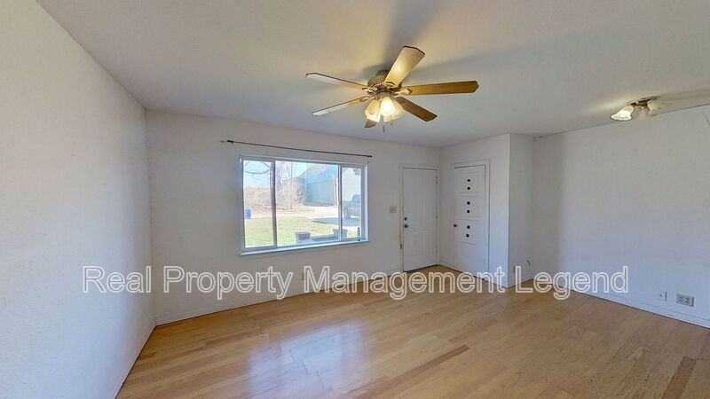 307 Depot Street - Photo 2 of 23