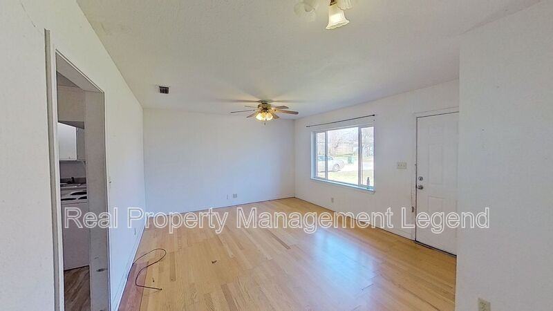 307 Depot Street - Photo 5 of 23