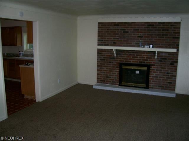 24751 Price Rd - Photo 2 of 19