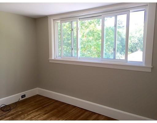 5 Warwick St #2 - Photo 2 of 6