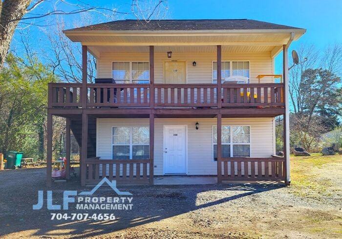 108 Walton Rd - Photo 2 of 21