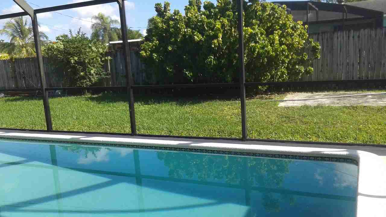 20341 Sw 117th Ave #1 - Photo 3 of 10