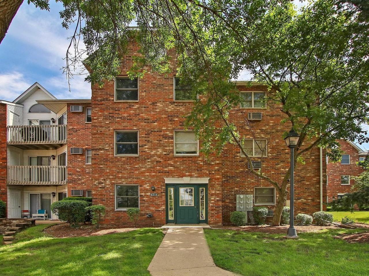 Apartments for Rent In McHenry, IL Find Condos & Other Rentals