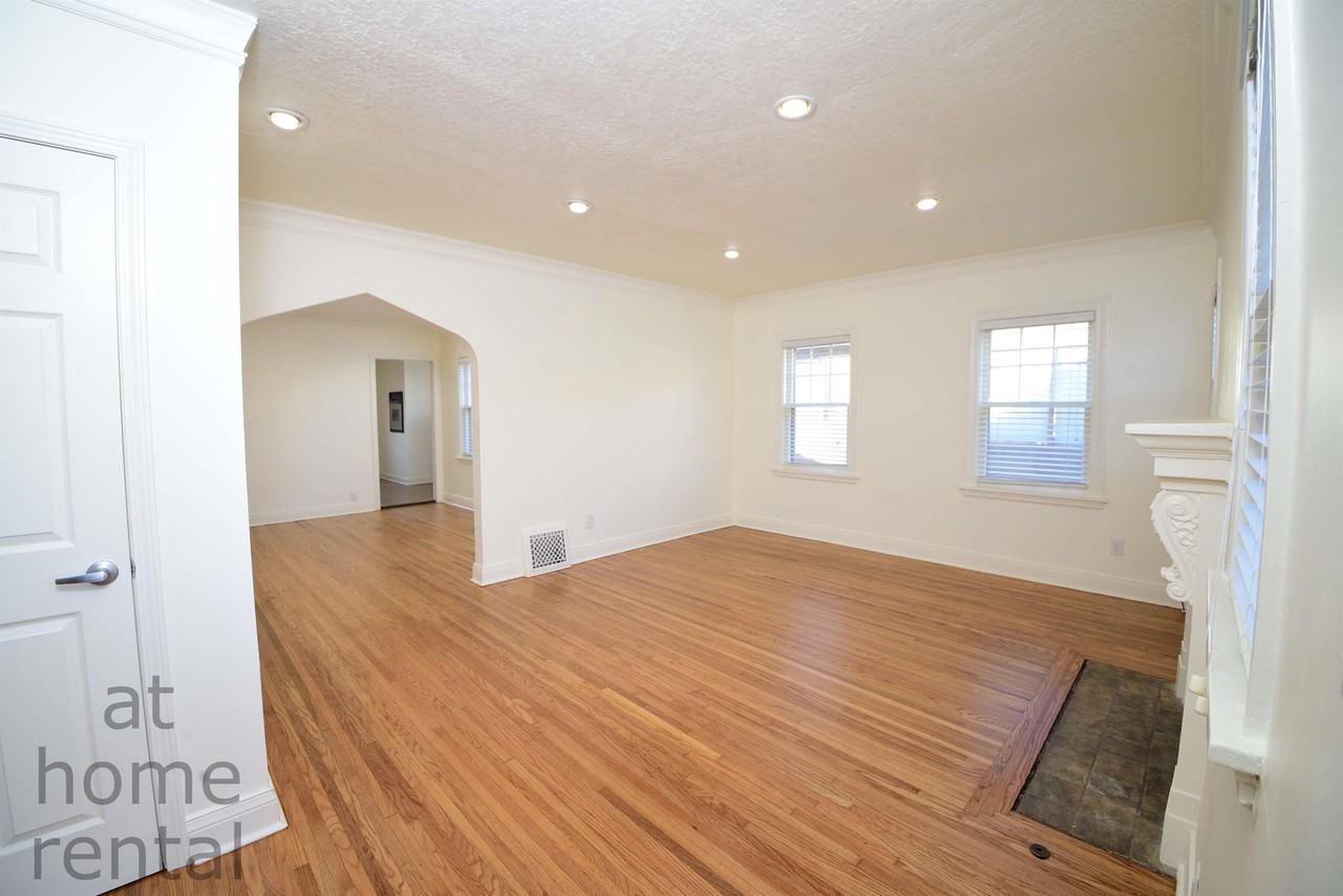 1740 S Yorktown Ave #1 - Photo 3 of 28
