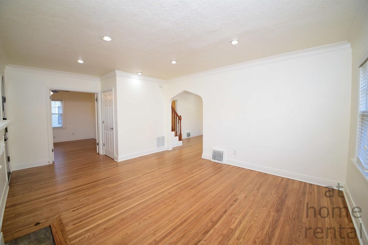 1740 S Yorktown Ave #1 - Photo 4 of 28
