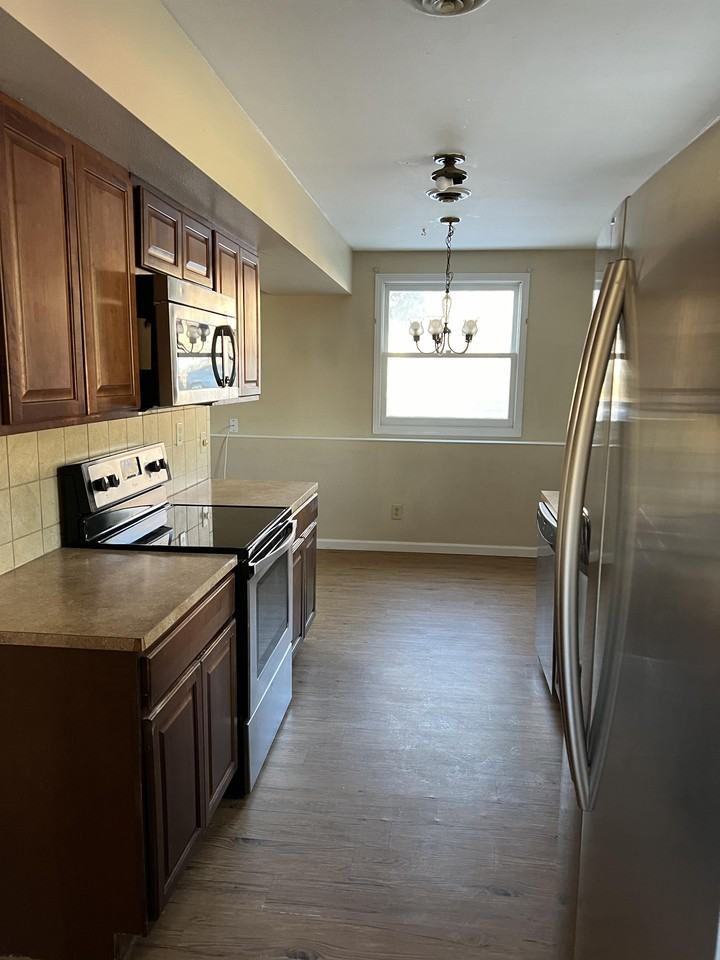 2510 Edmunds St #2510 - Photo 5 of 10