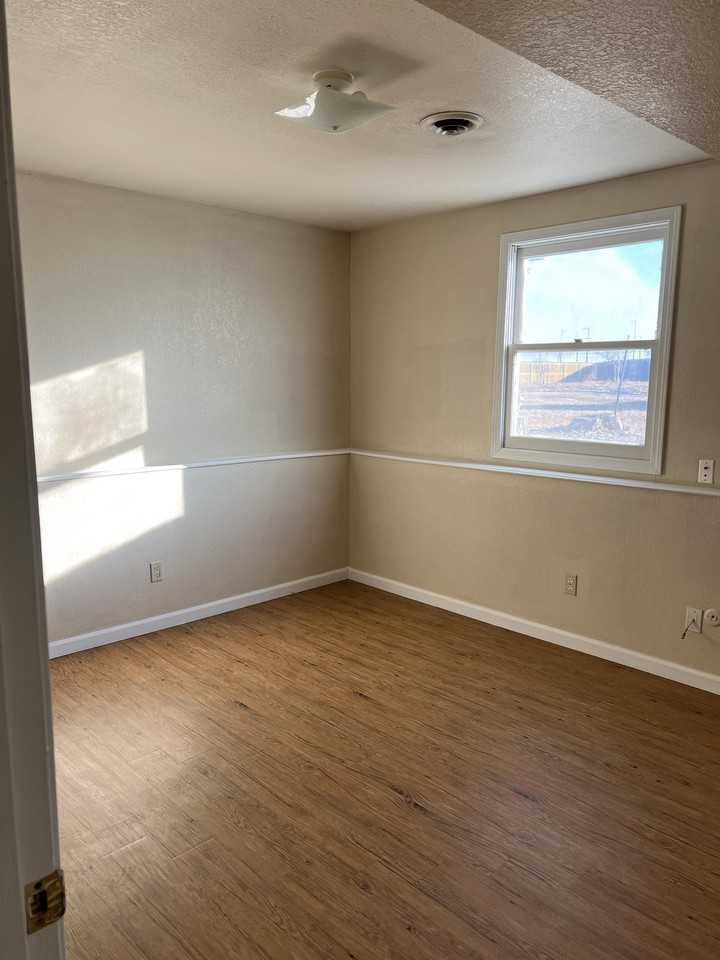 2510 Edmunds St #2510 - Photo 7 of 10