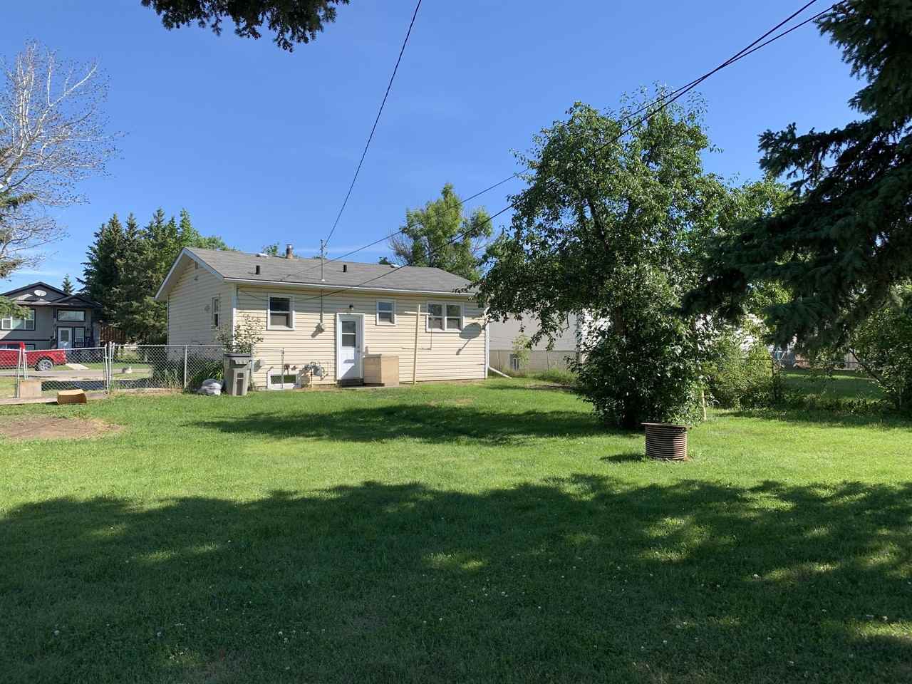 10113 108 Ave - Photo 2 of 26