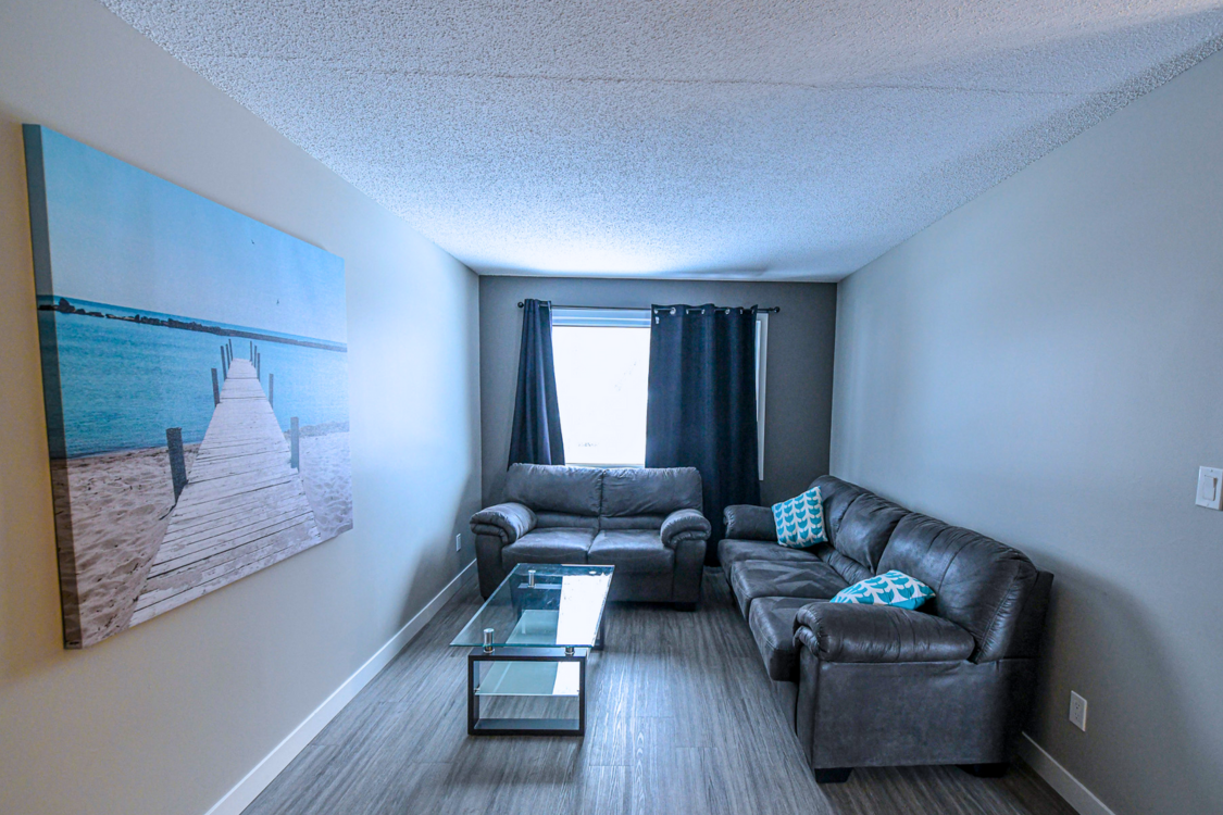 9314B 9314 108 AvenueUnit B - Photo 2 of 12