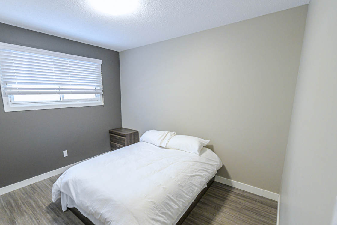 9314B 9314 108 AvenueUnit B - Photo 6 of 12