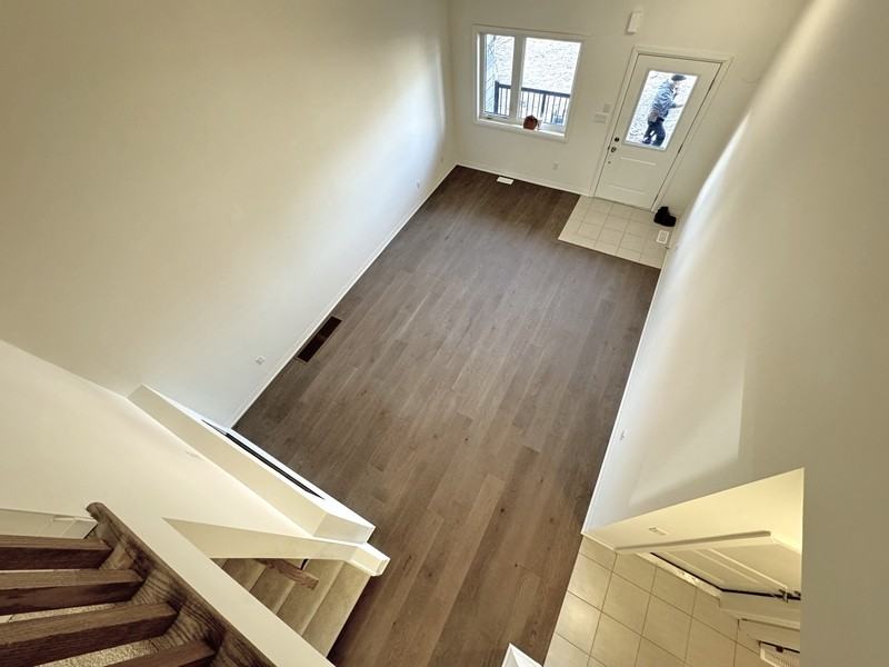 32 Lahey Cres. - Photo 2 of 31