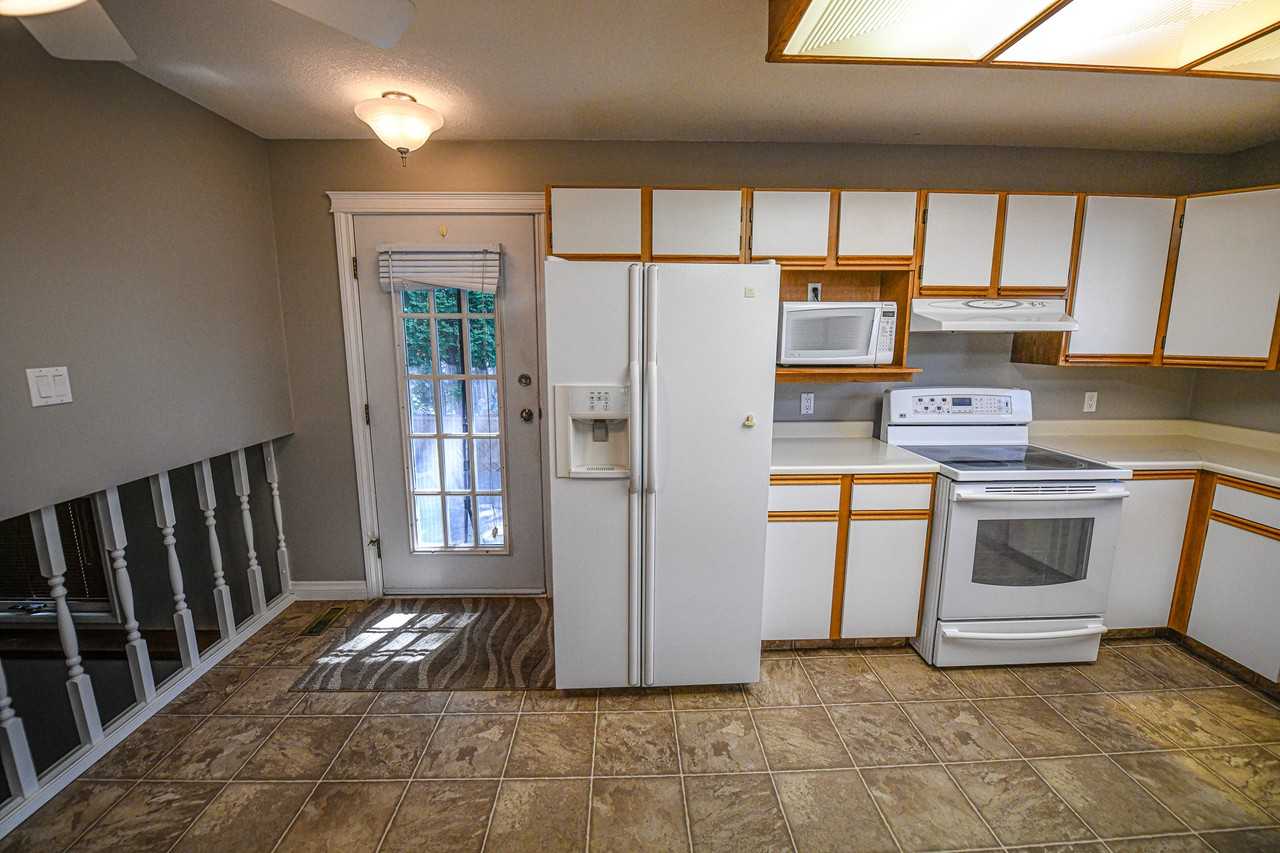 9305 63 Ave #9305-63AVE - Photo 3 of 29