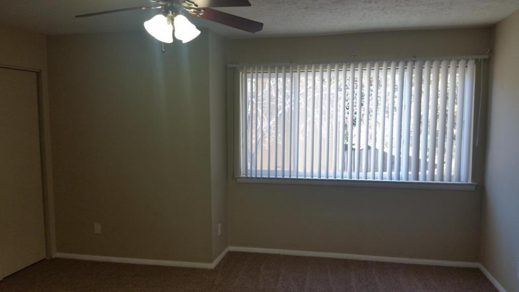 46 Sandalwood Circle - Photo 3 of 9