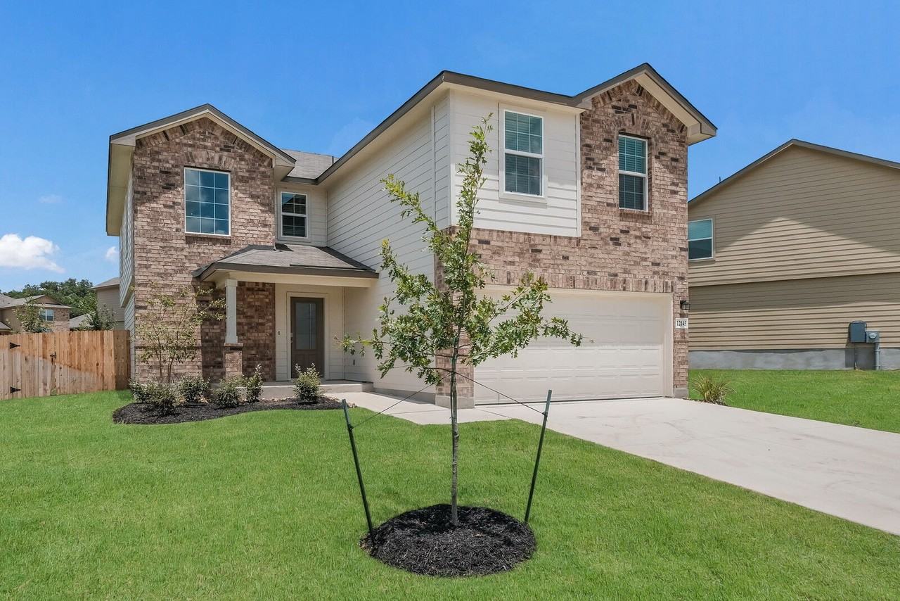 The Enclave at Medina - Photo 2 of 50