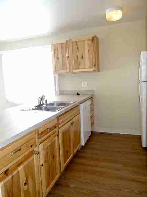 2039 Cook Ave #01 - Photo 3 of 7