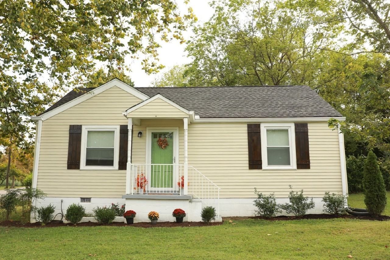 720 Carmel Ave - Photo 2 of 27