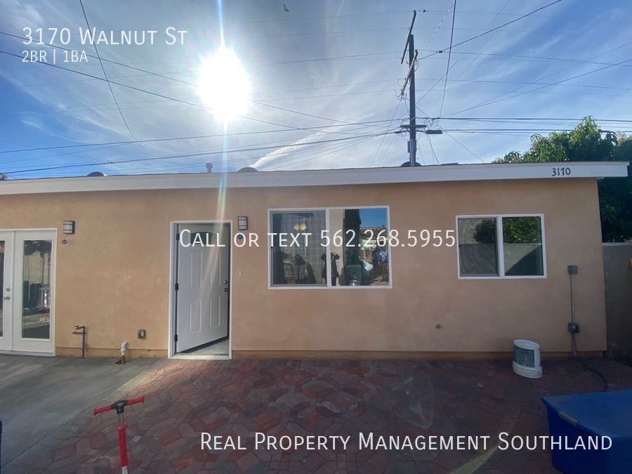 3170 Walnut St - Photo 2 of 19