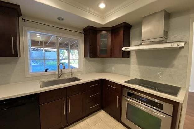 2268 Capuchin Way - Photo 3 of 19