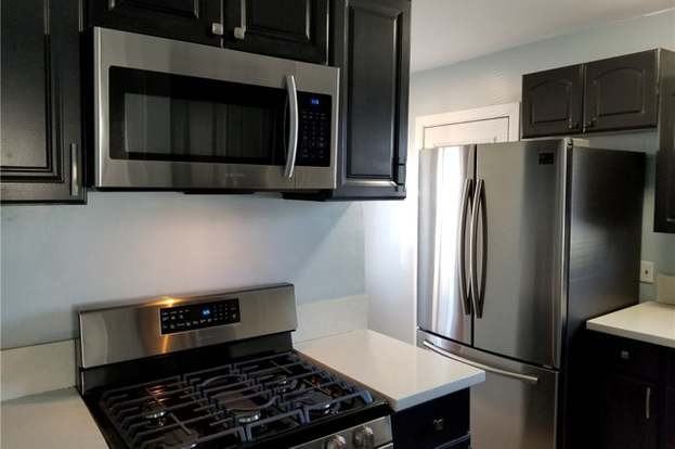 2298 Euclid Ave - Photo 3 of 5
