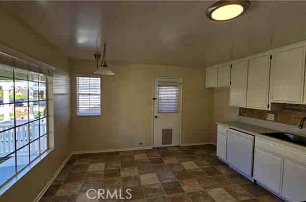 24240 Ward St - Photo 3 of 21