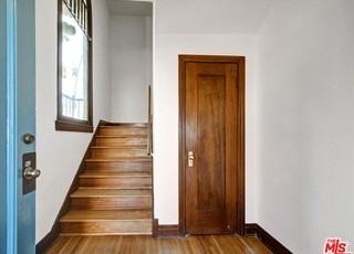 243 N Berendo St - Photo 2 of 24