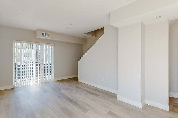 250 Rosemont Ave - Photo 3 of 24