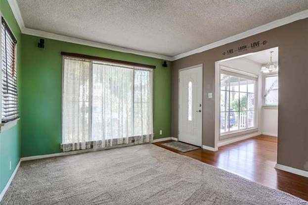 25906 Walnut St - Photo 3 of 10