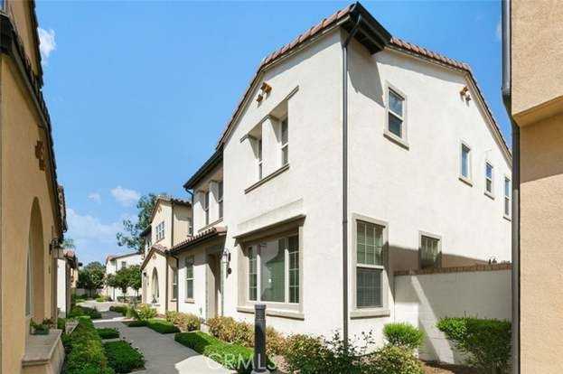 403 San Francisco Ct - Photo 3 of 24