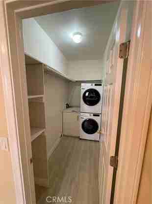 4318 Rosemont Ave #A - Photo 3 of 5