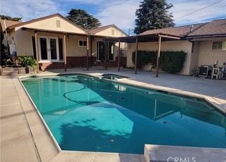 4759 Whitewood Ave - Photo 2 of 31