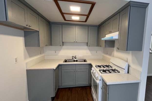 528 League Ave #B - Photo 3 of 12