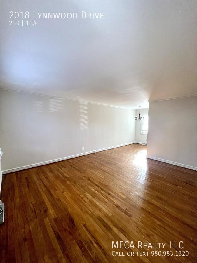 2018 Lynnwood Dr - Photo 2 of 14