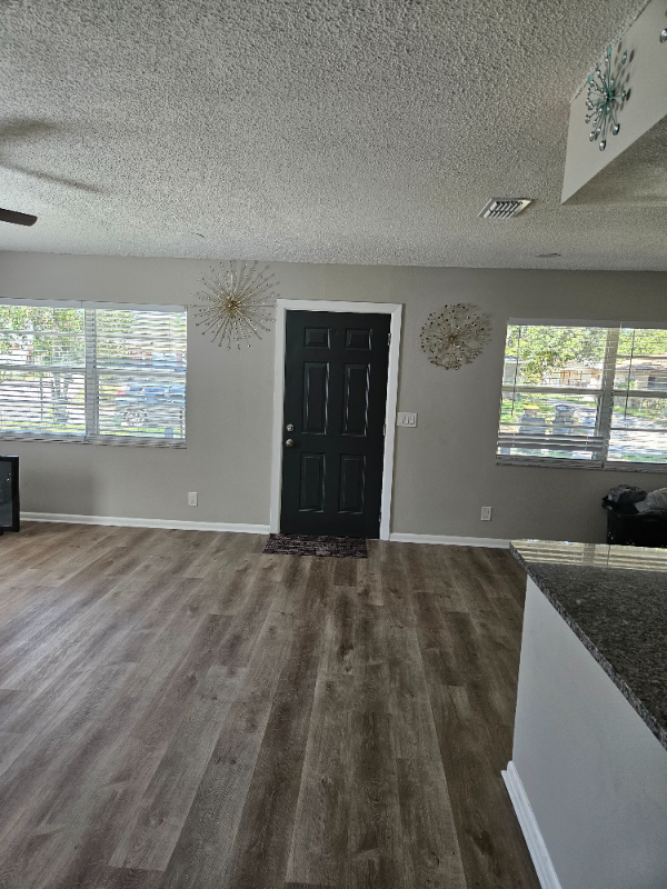 602 Taylor Blvd - Photo 2 of 11